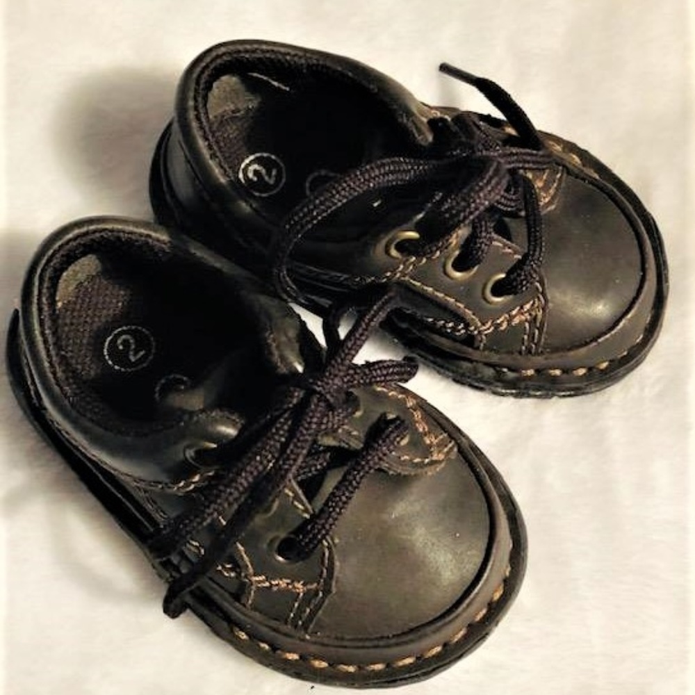 Connections Shoes Tot’s Size 2 ~ Brown